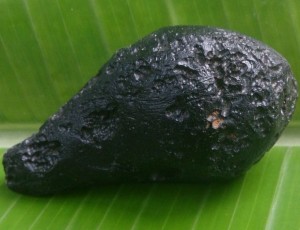 Tibetan tektite.2thmb